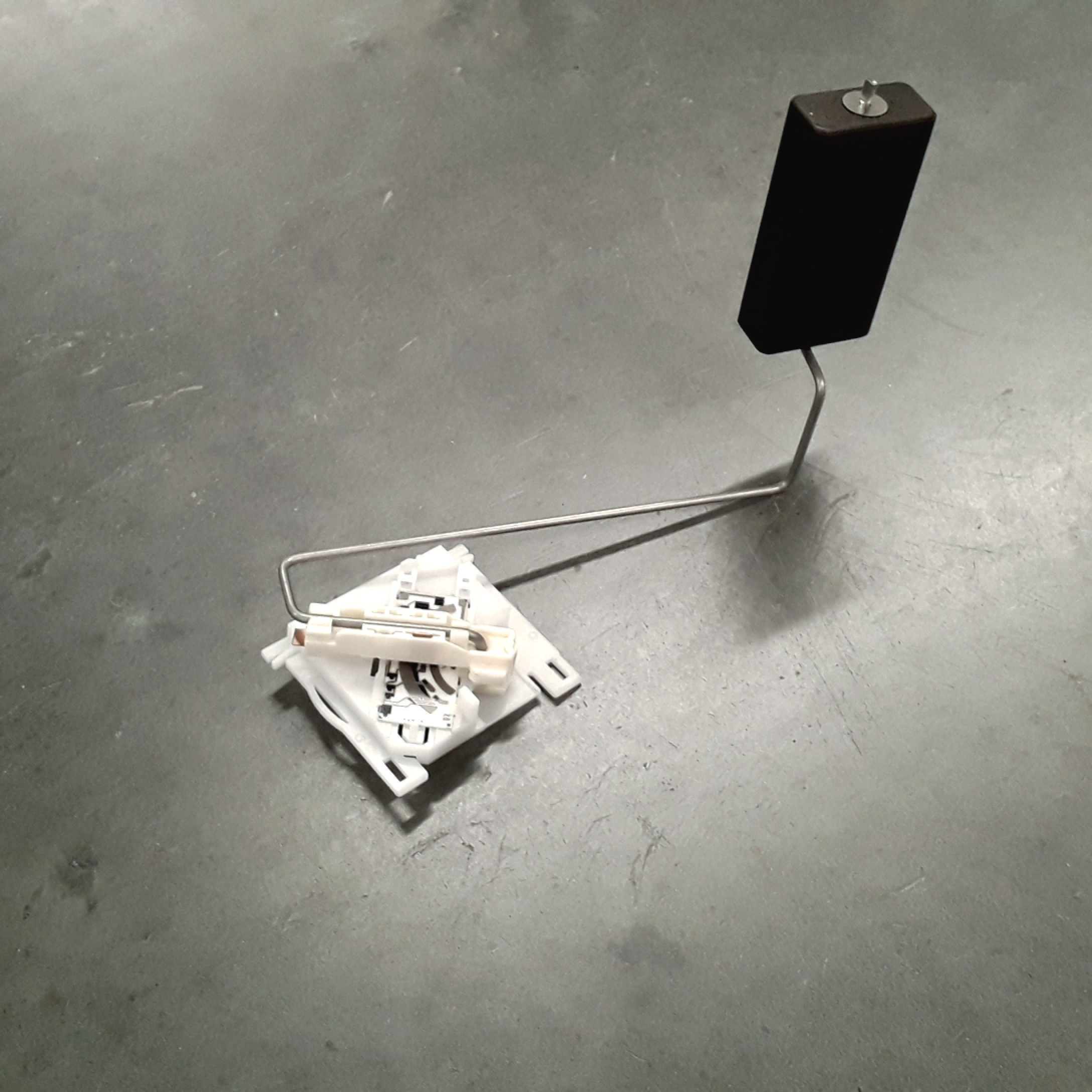 Fuel Gauge Sending Unit 1J0-919-673-G - View 12