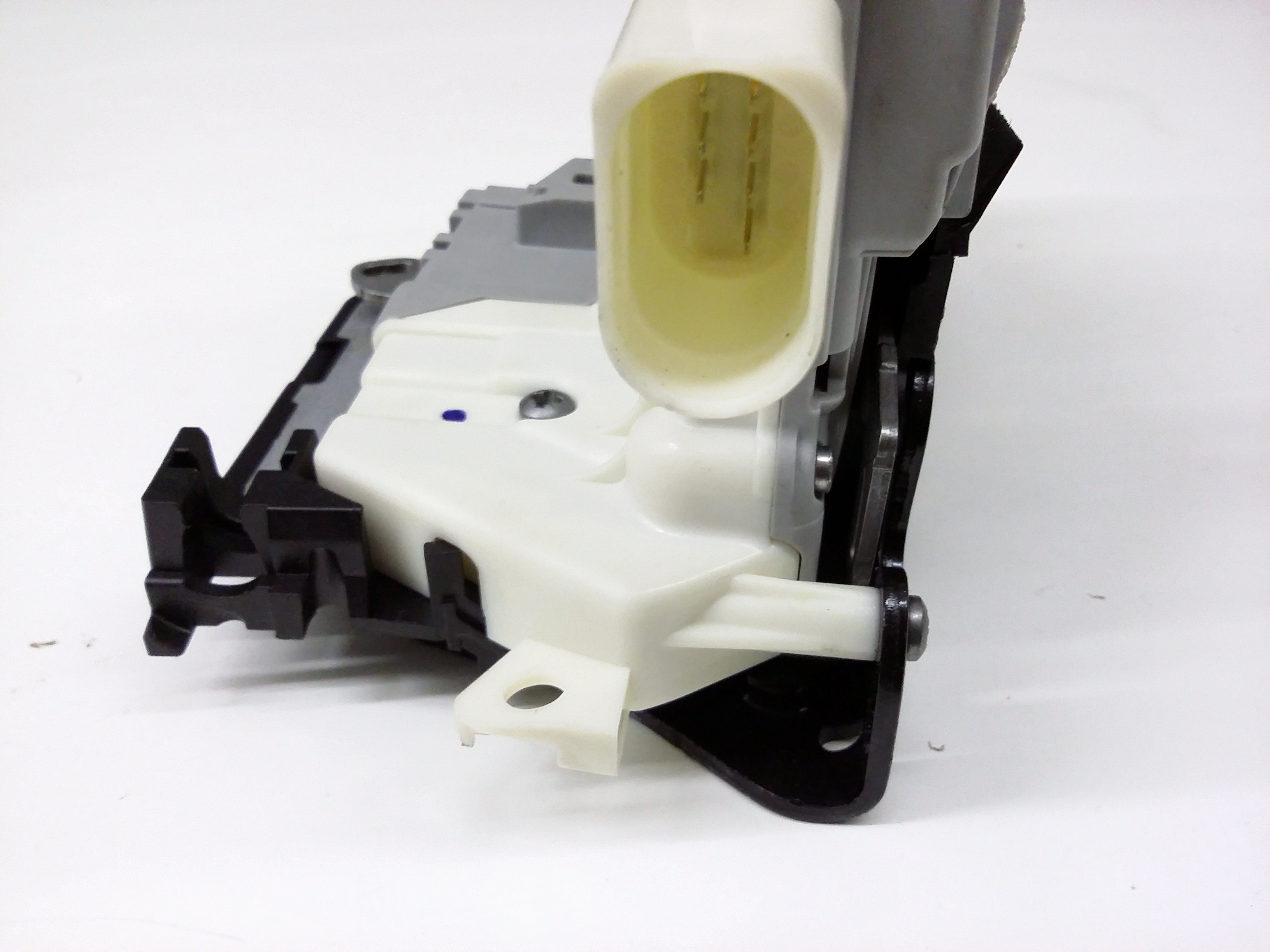 Lock Actuator 5N0-839-015-E - View 5