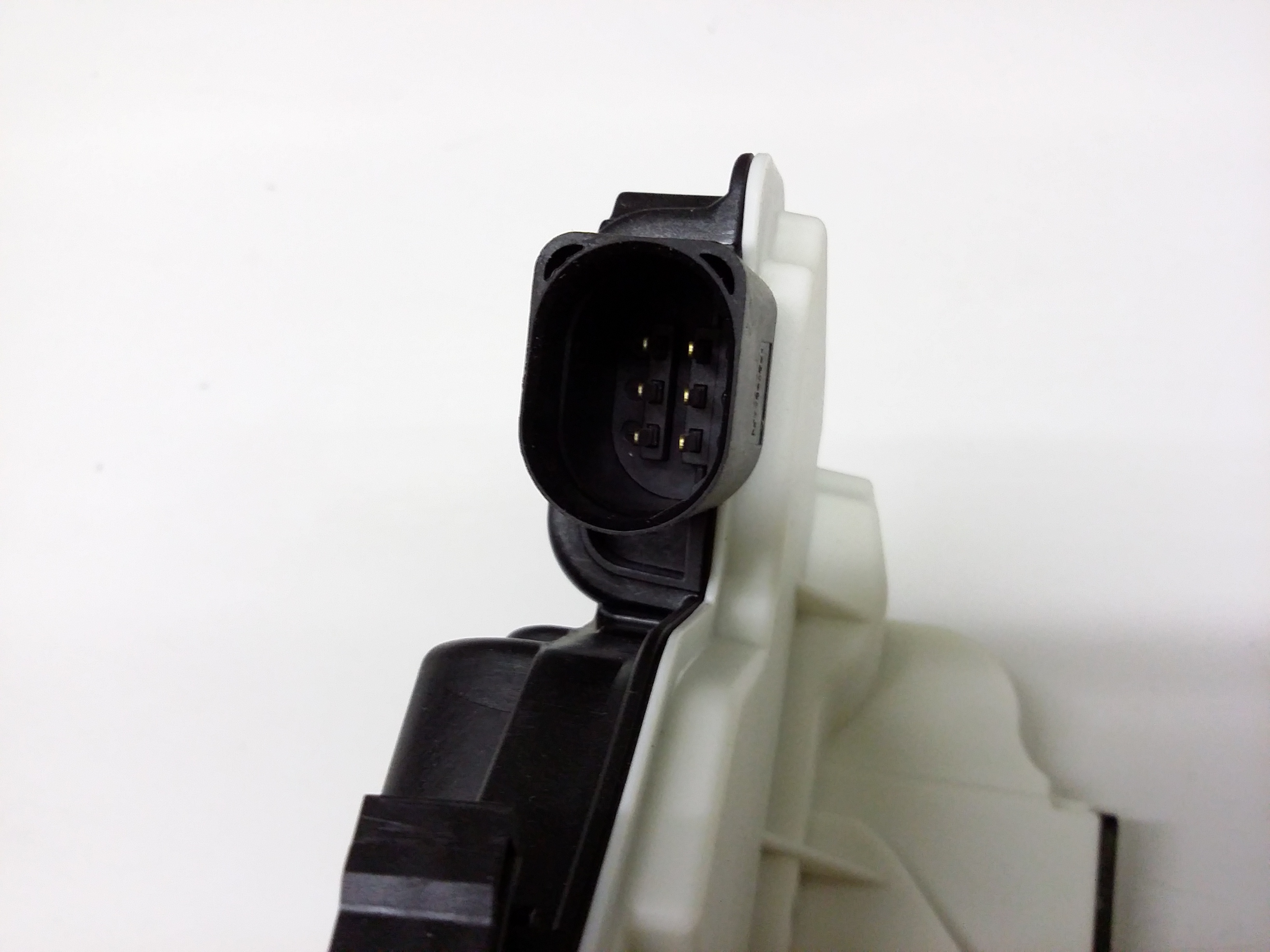 Lock Actuator 5N0-839-015-E - View 10