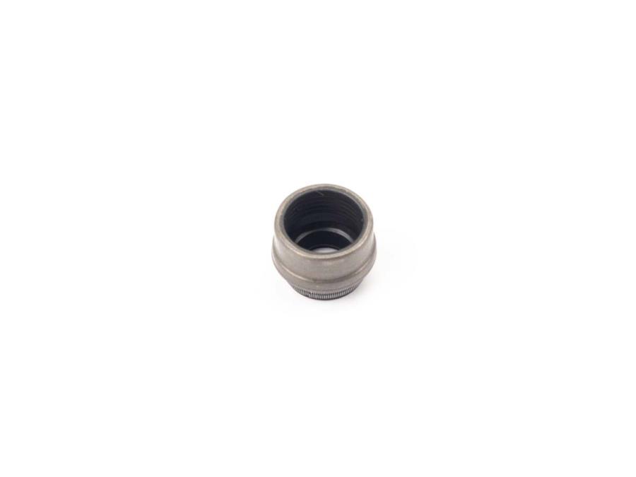 Engine Valve Stem Oil Seal 027-109-675