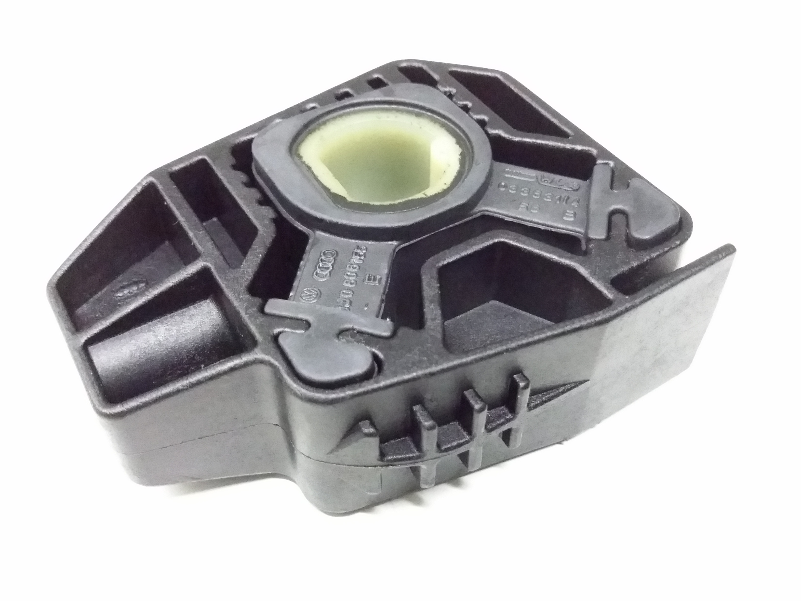 Radiator Upper Bracket 1J0-806-155-E - View 25