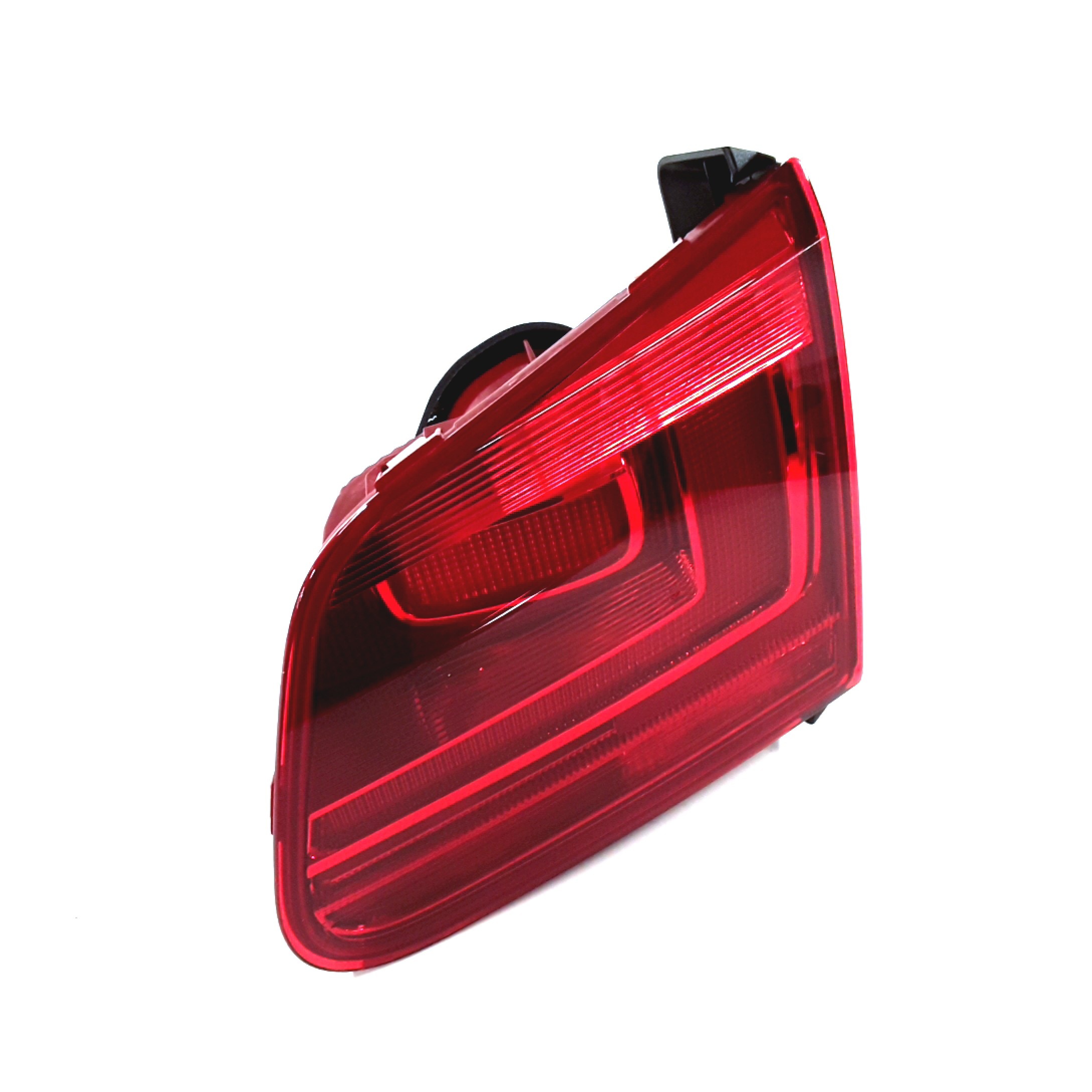 Tail Lamp Assembly 5N0-945-094-J - View 3