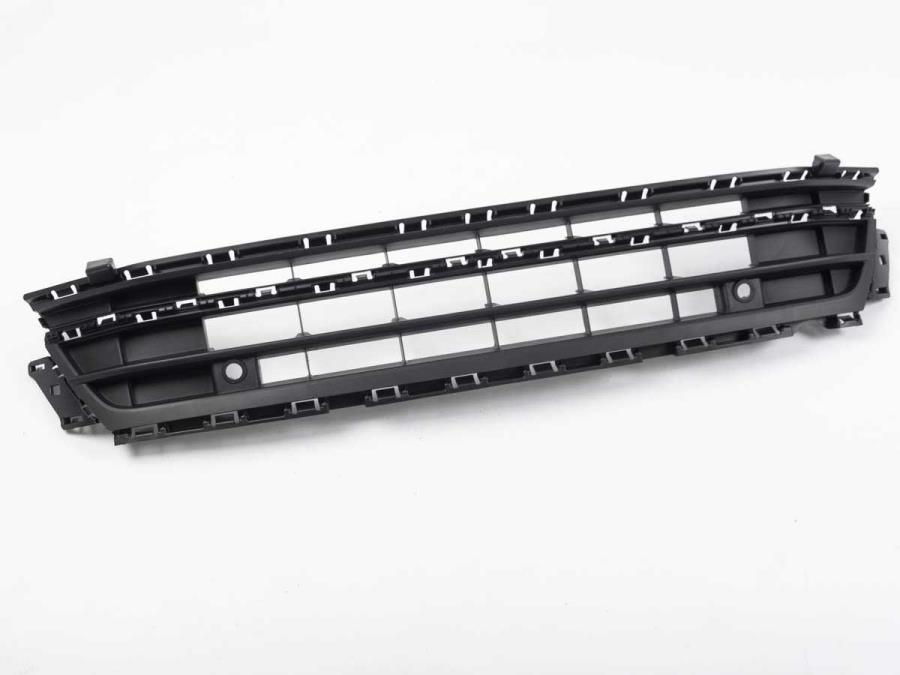 Lower Grille 5C6-853-671-P-9B9 - View 10