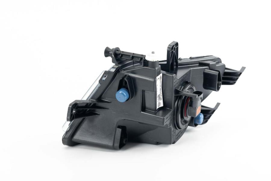 Fog Lamp Assembly 5C7-941-699-R - View 8