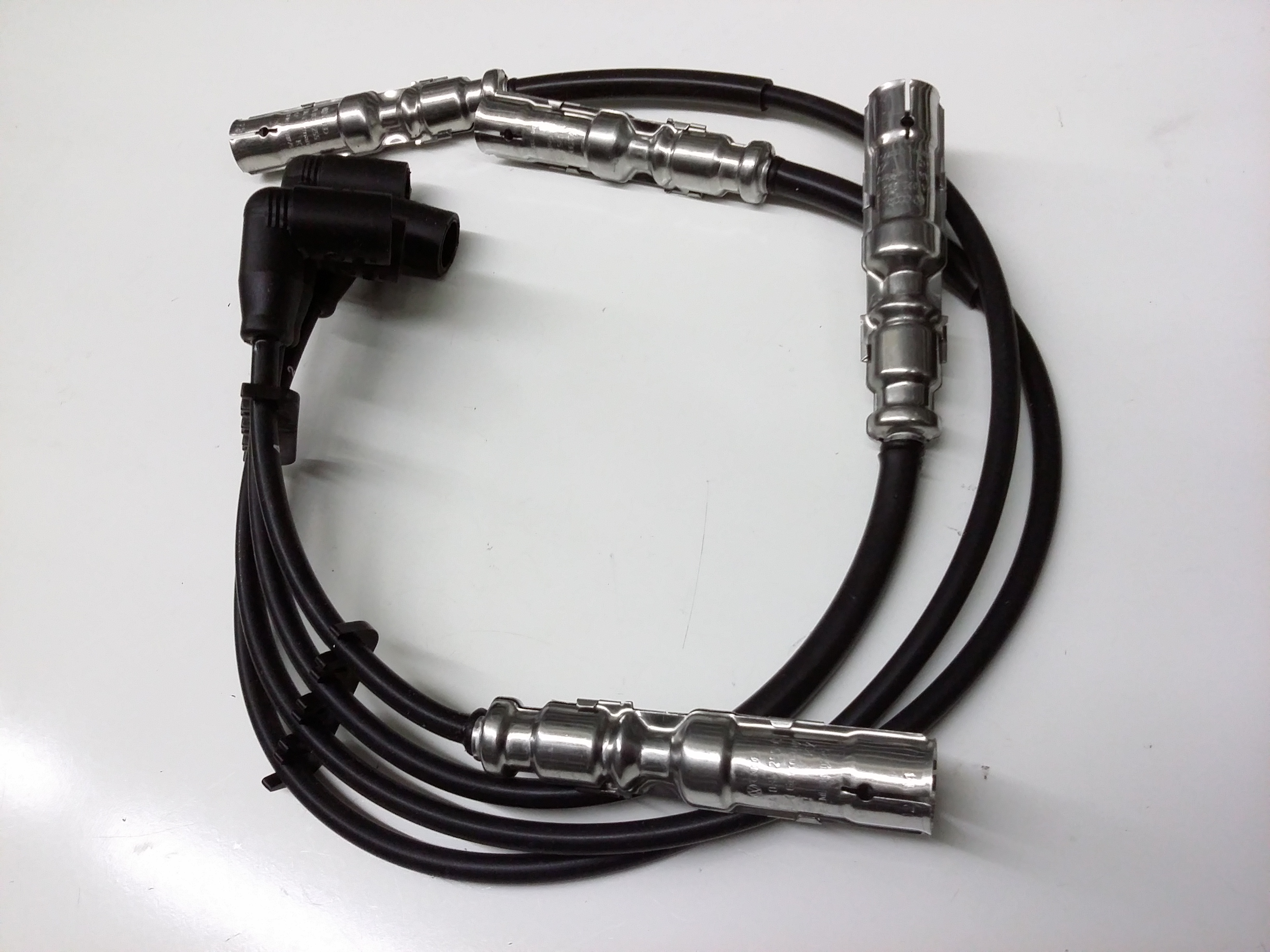 Spark Plug Wire Set 06A-905-409-N - View 8