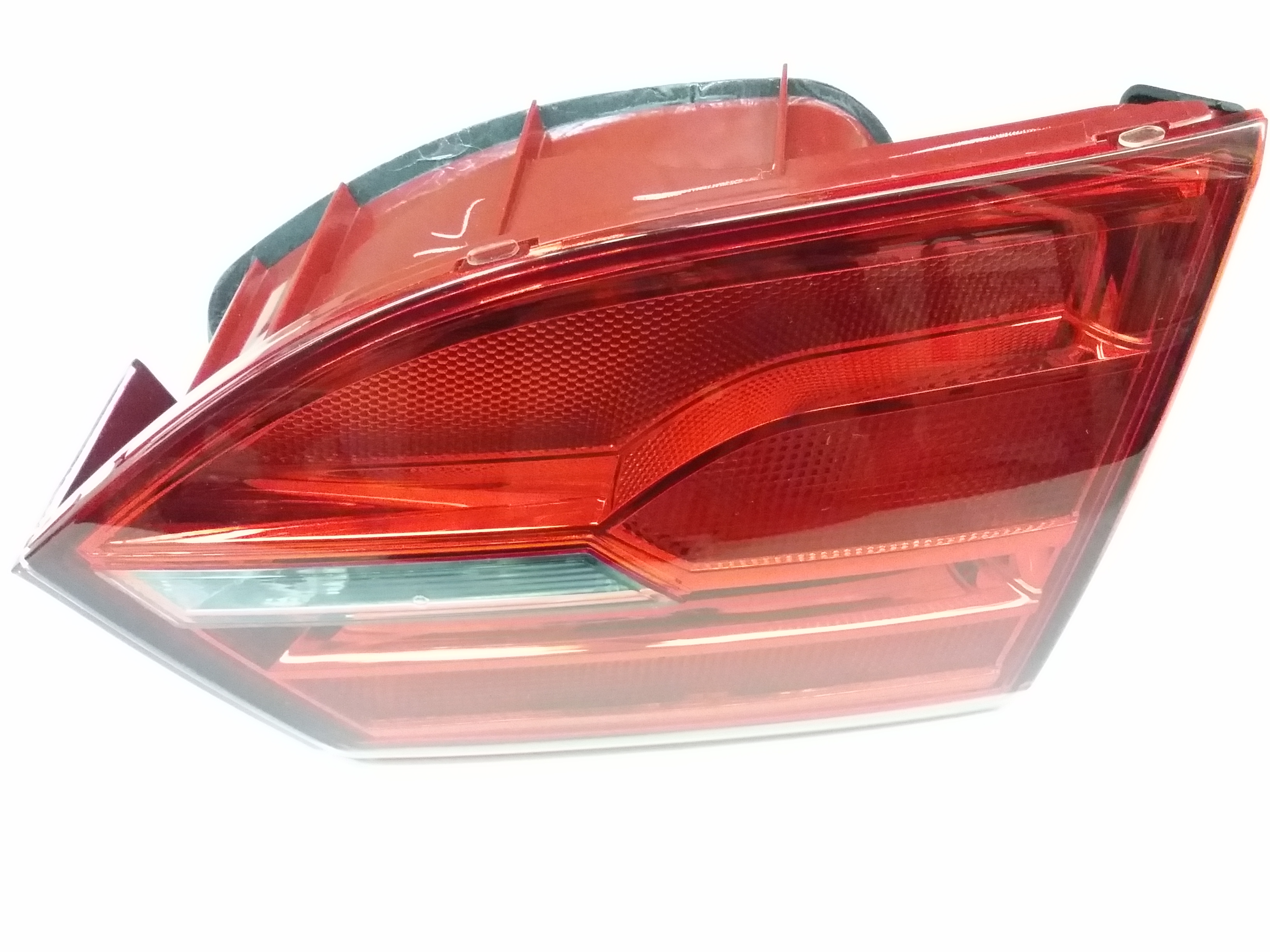 Tail Lamp Assembly 5C6-945-094 - View 2