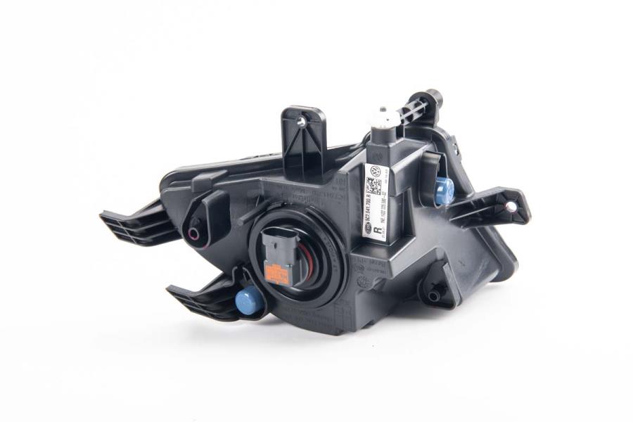 Fog Lamp Assembly 5C7-941-700-R - View 9