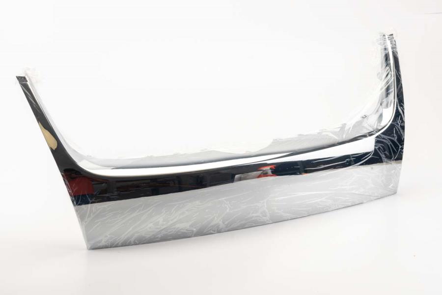 Cover Molding 1K5-853-761-A-2ZZ - View 6