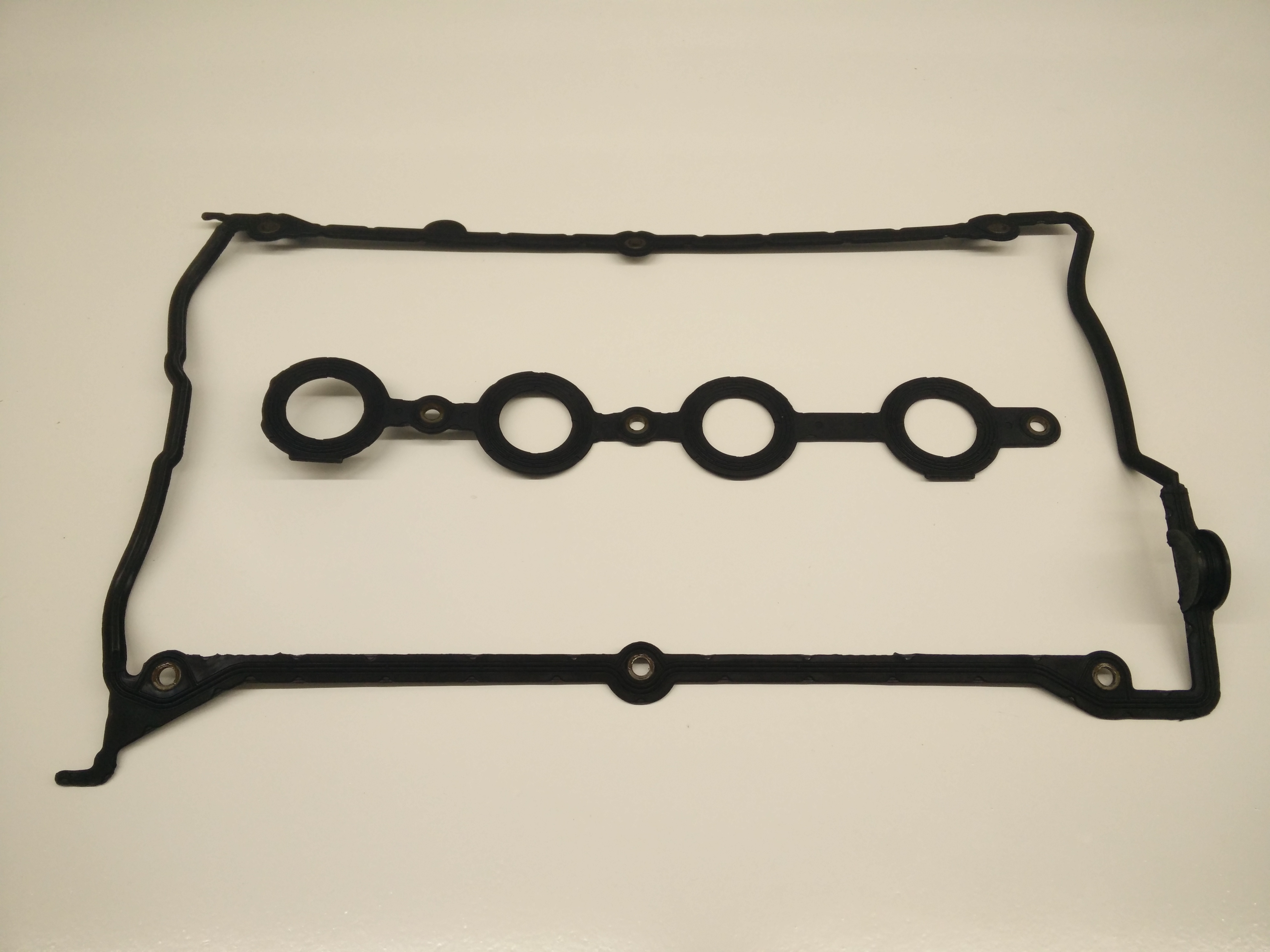 Valve Cover Gasket 058-198-025-A - View 4