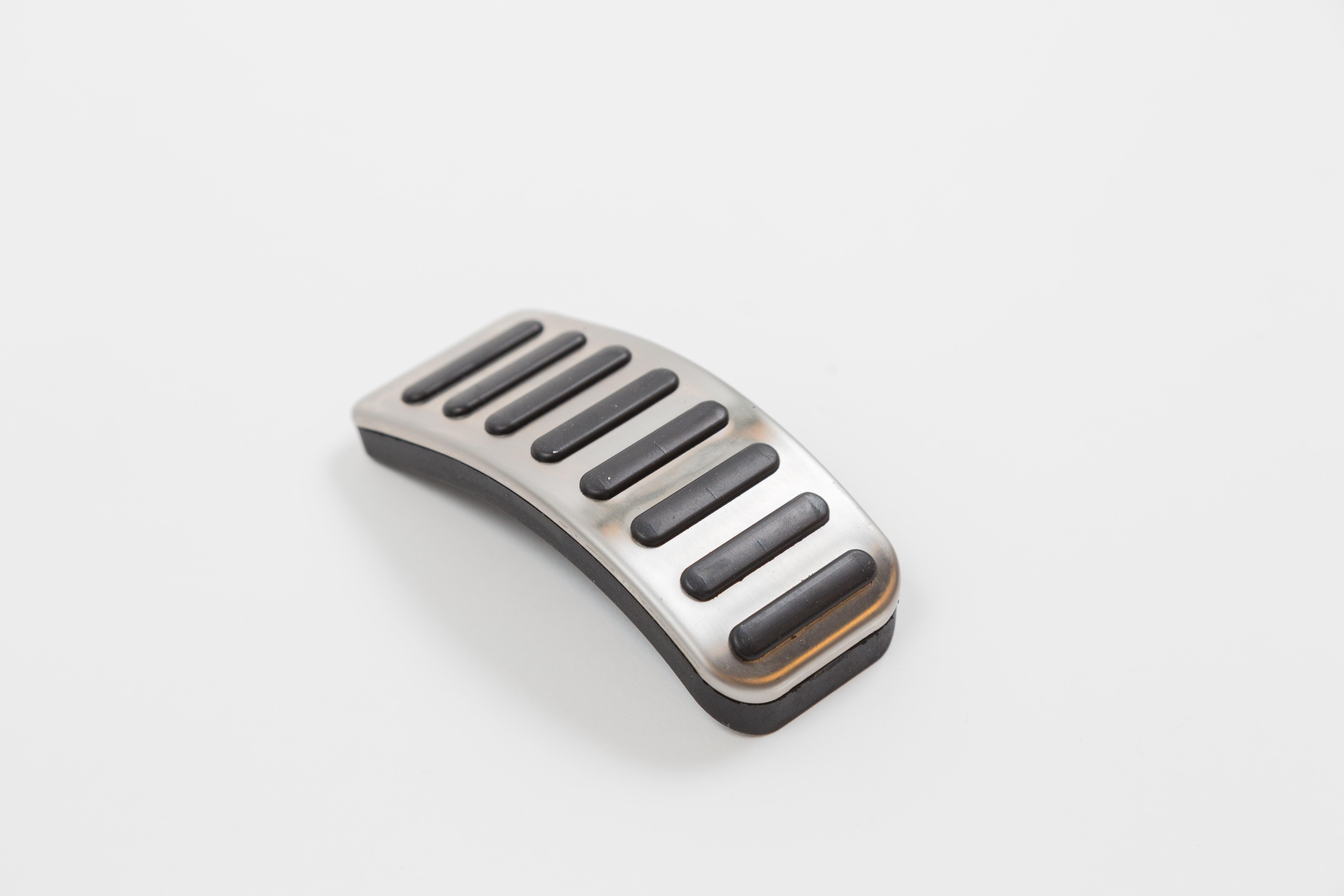 Pedal Cap Gas Pedal Automatic Only 8N1-721-647-B - View 2