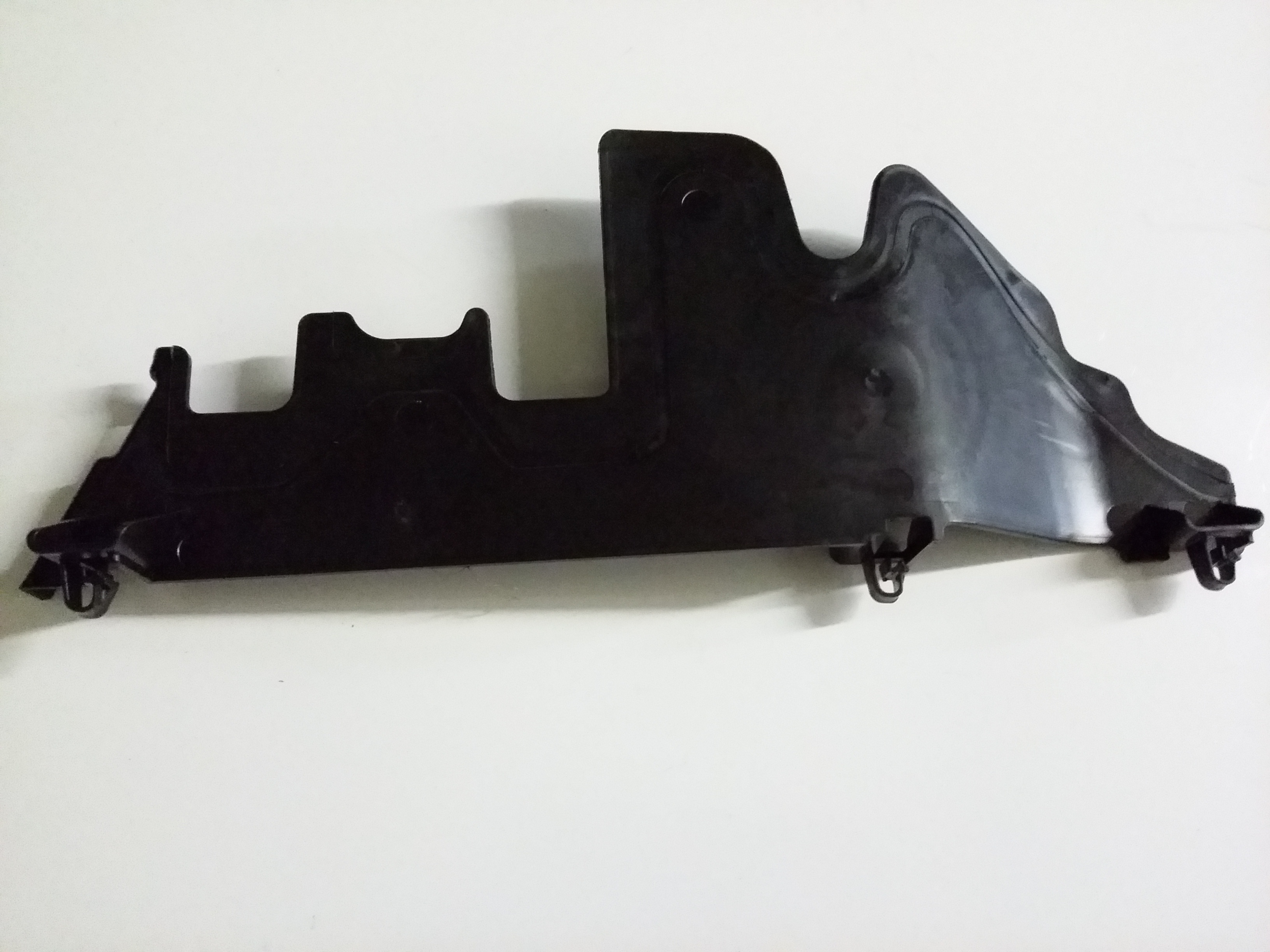 Side Air Baffle 5N0-121-284 - View 3