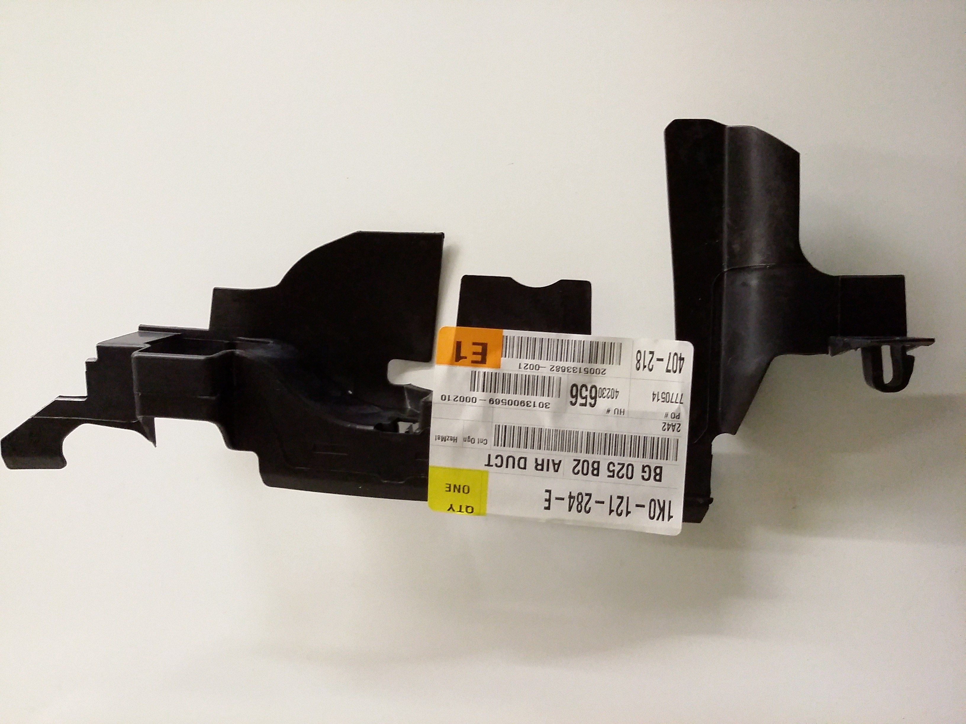 Side Air Baffle 1K0-121-284-E - View 7