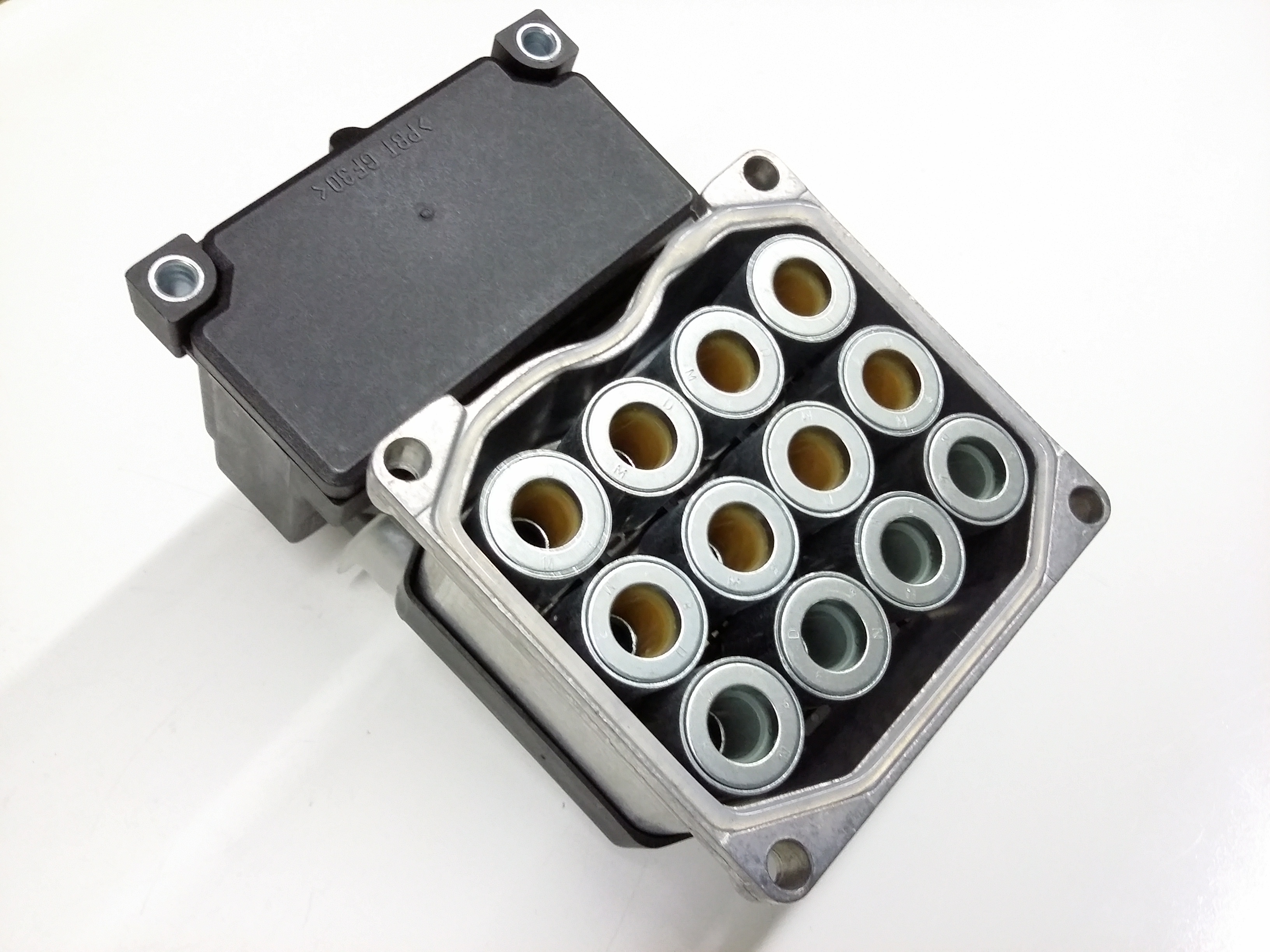 Control Module 8E0-998-375-J - View 4