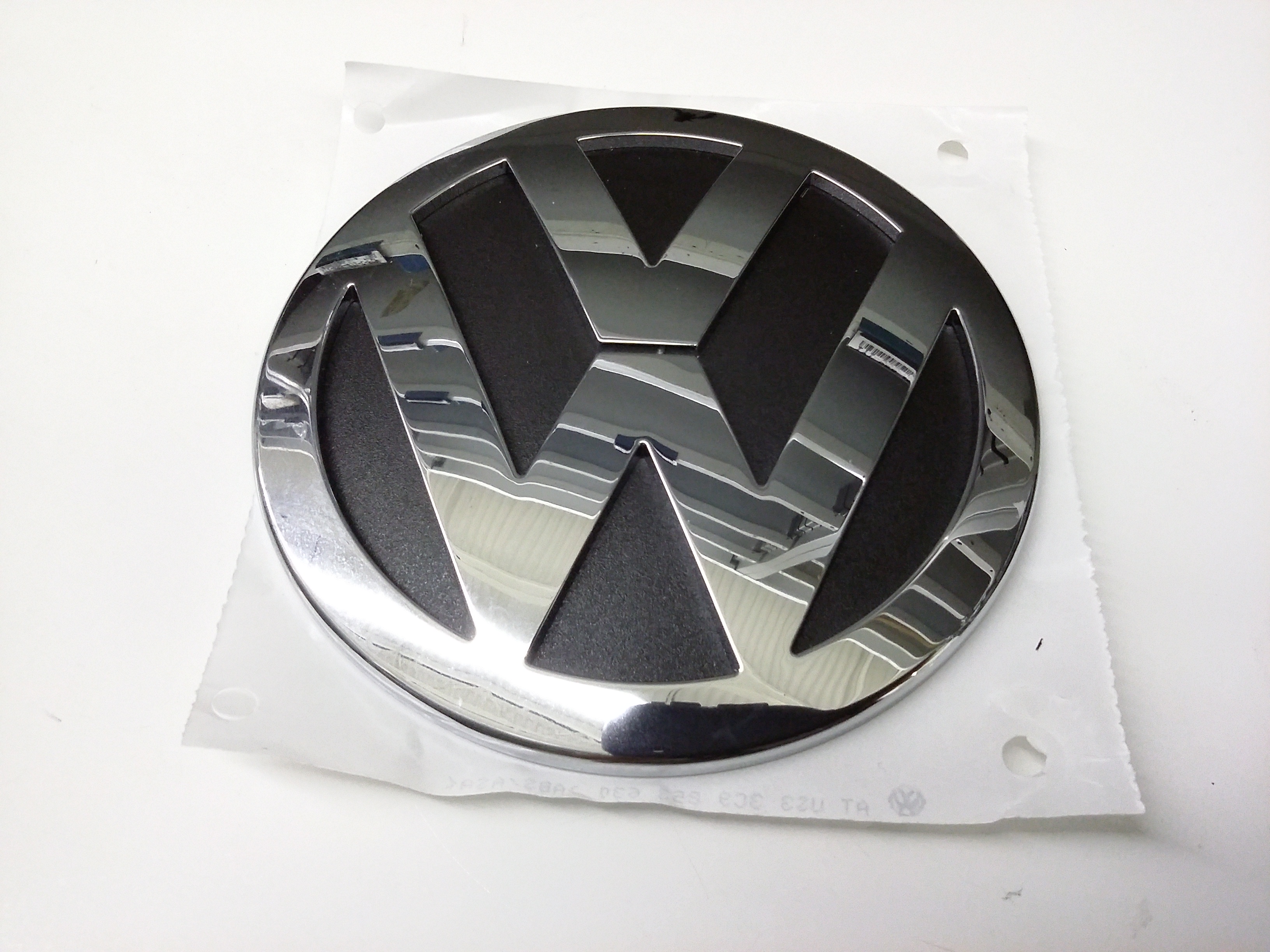 Emblem 3C9-853-630-B-ULM - View 3