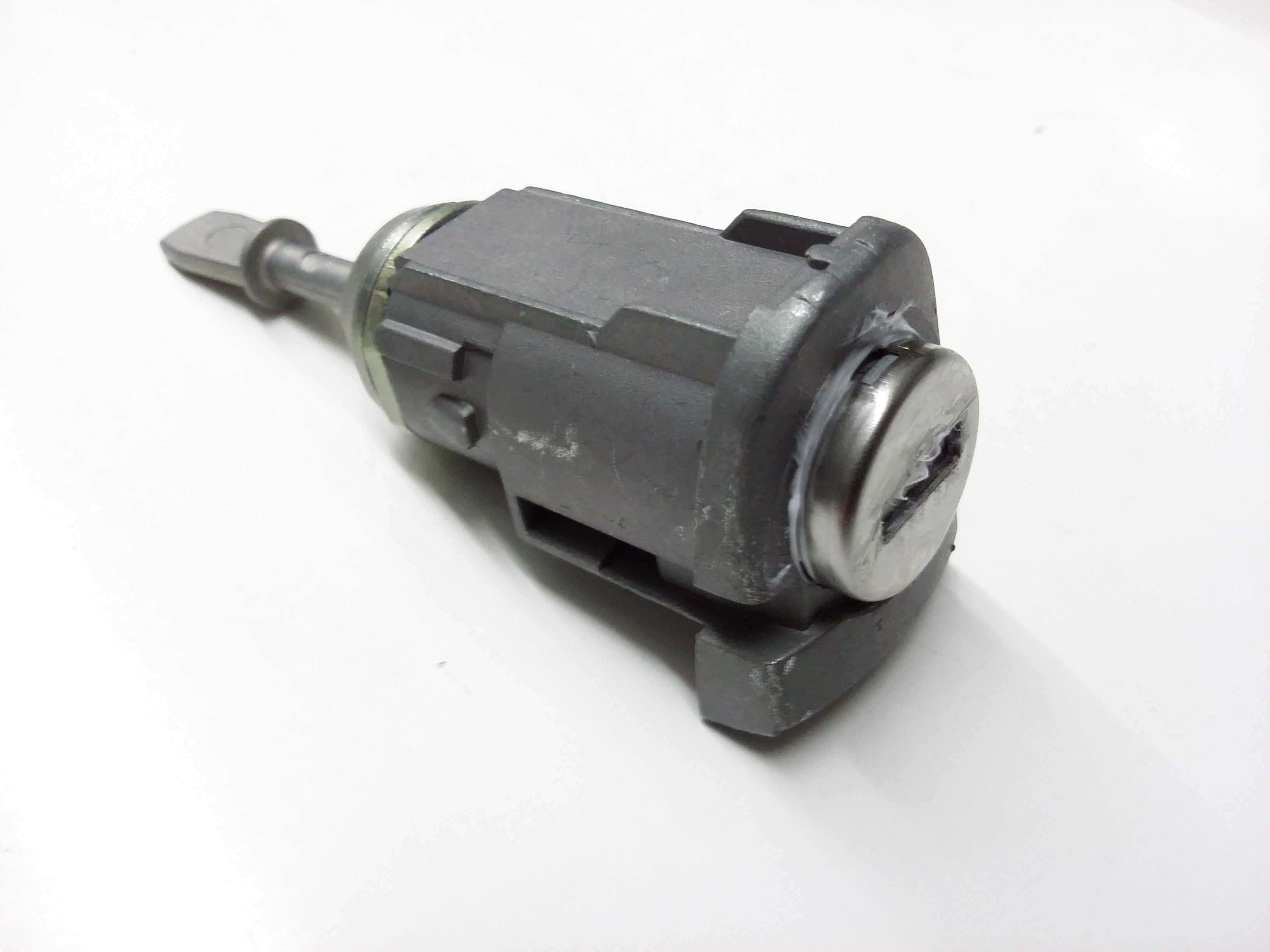 Lock Cylinder 1U0-837-167-A - View 8