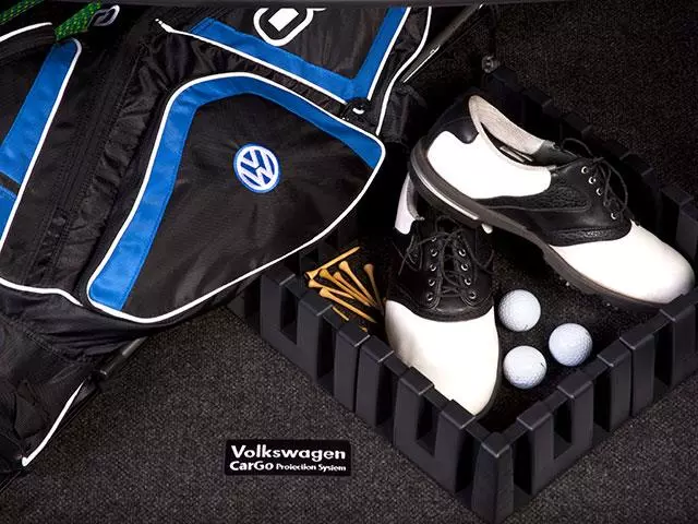 Heavy Duty Trunk Liner With Cargo Blocks 5G0-061-166-469