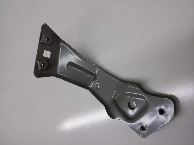 Front Brace 5C6-821-136 - View 8