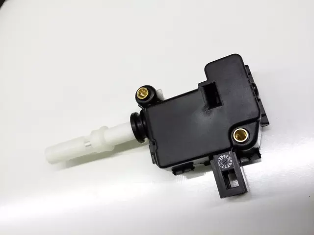 Release Solenoid 3B5-827-061-C - View 12